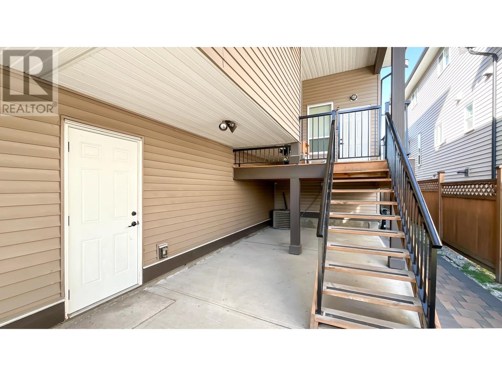 Photo 33 of 260 Hampton Street, New Westminster BC