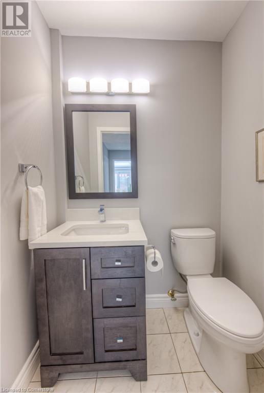 Photo 21 of 644 Donna Court, Burlington ON