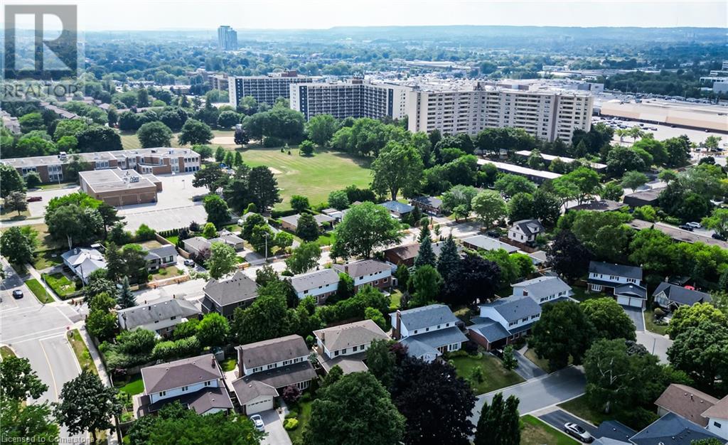 Photo 26 of 644 Donna Court, Burlington ON