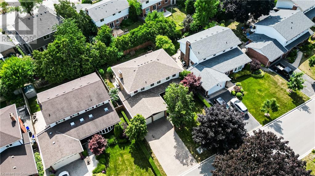 Photo 28 of 644 Donna Court, Burlington ON