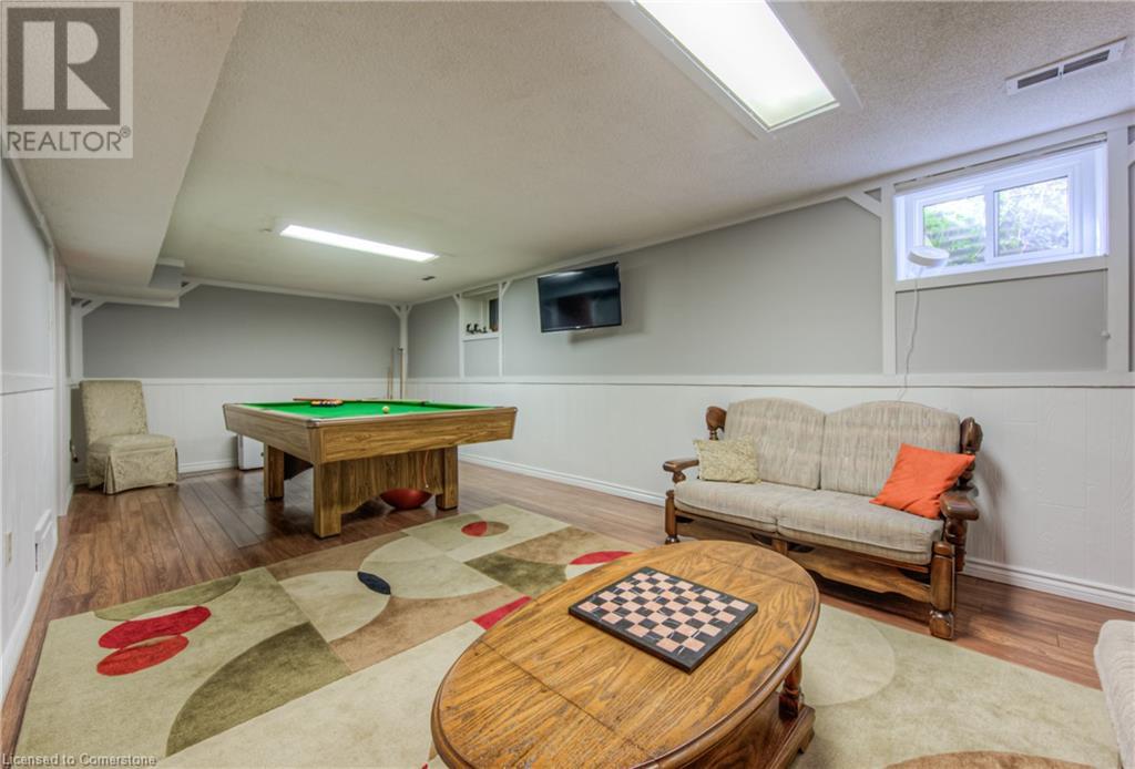 Photo 42 of 644 Donna Court, Burlington ON