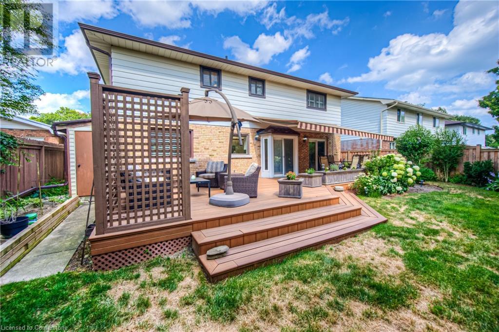 Photo 5 of 644 Donna Court, Burlington ON