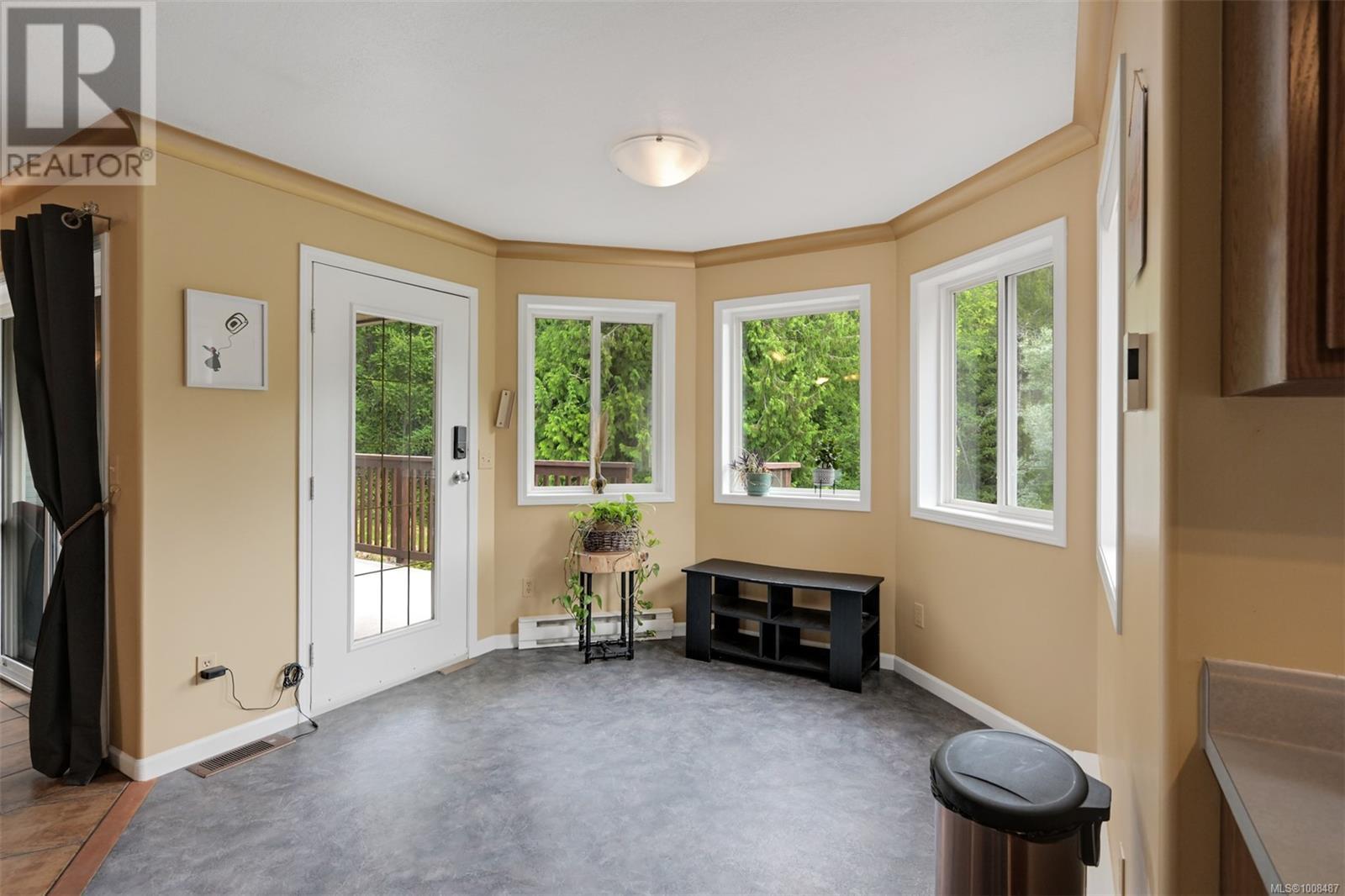 3529 Dougan Dr, Cobble Hill