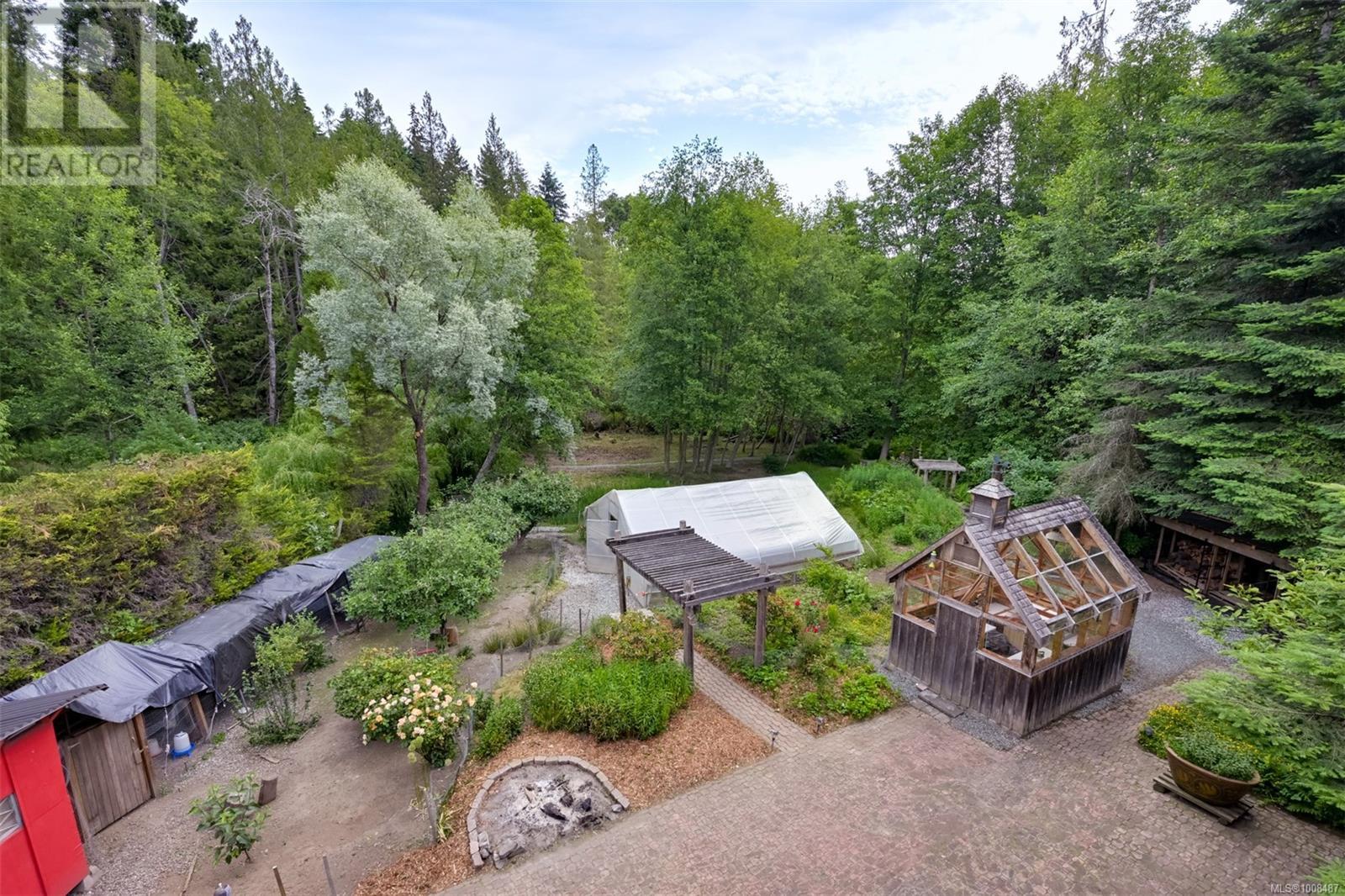 3529 Dougan Dr, Cobble Hill