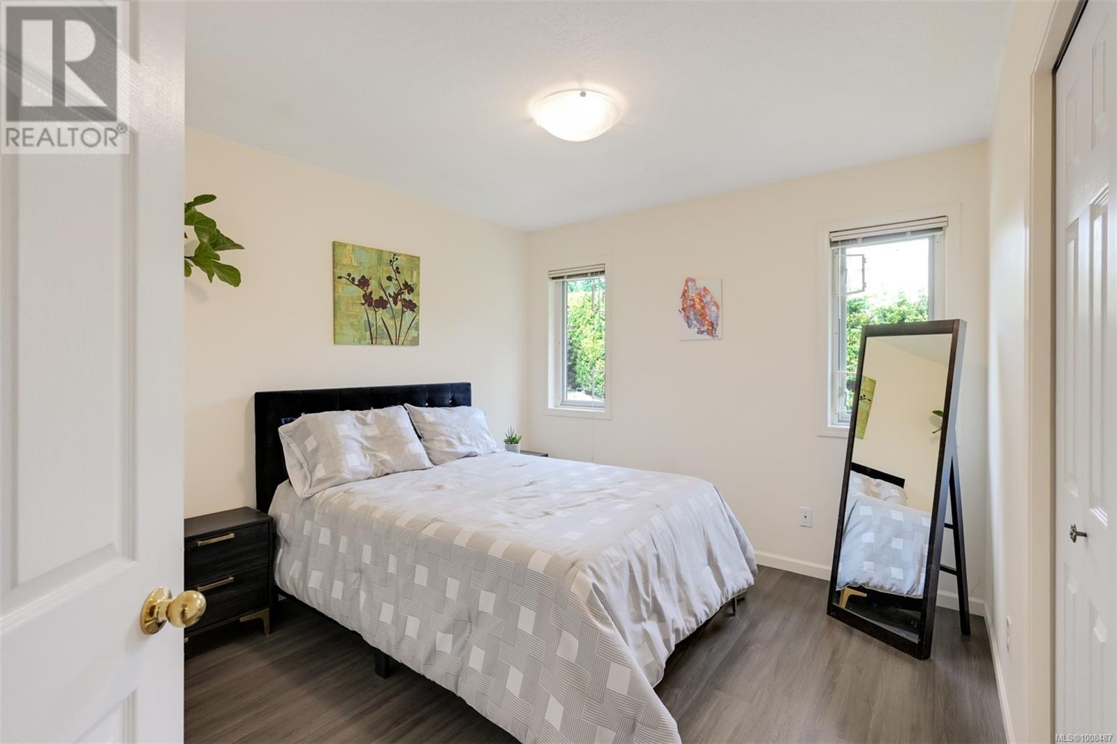 3529 Dougan Dr, Cobble Hill