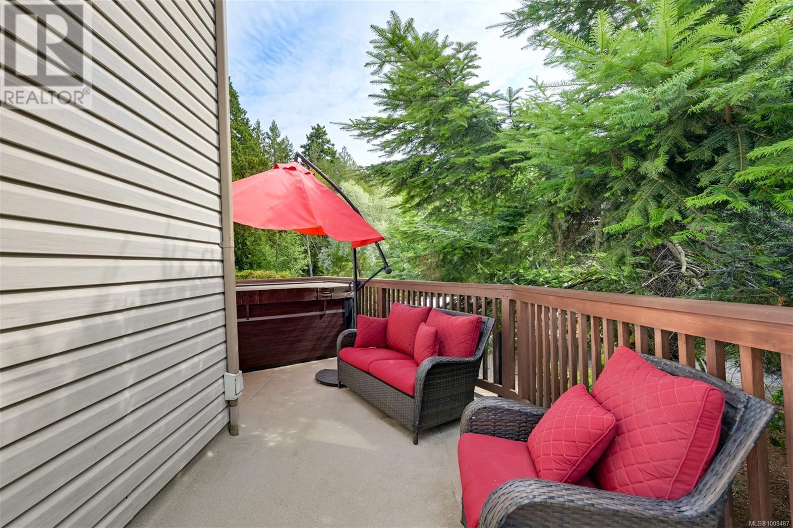 3529 Dougan Dr, Cobble Hill