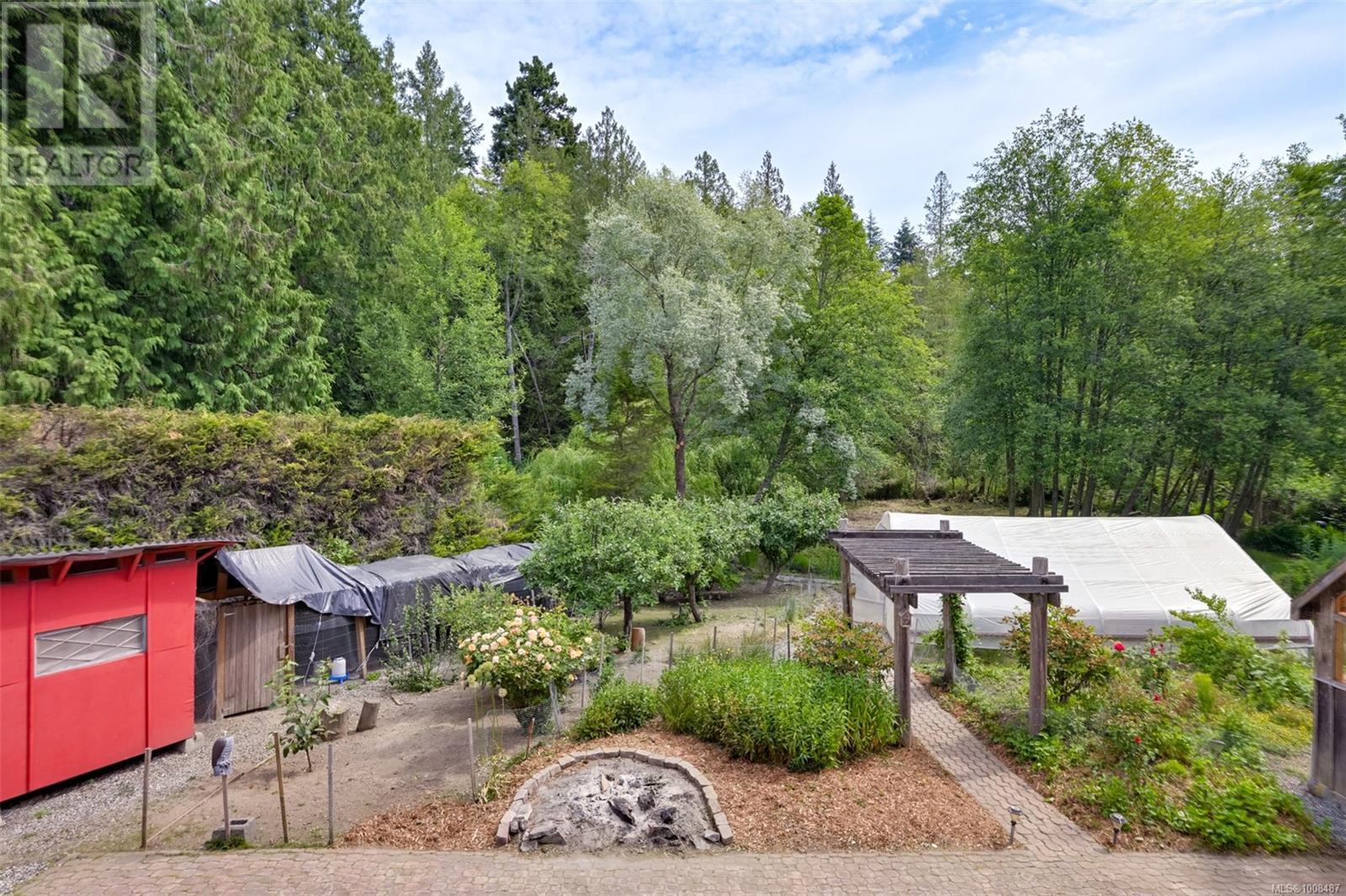 3529 Dougan Dr, Cobble Hill