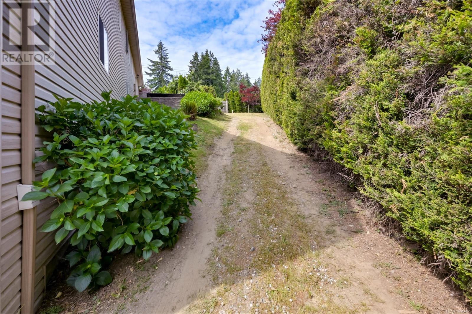 3529 Dougan Dr, Cobble Hill