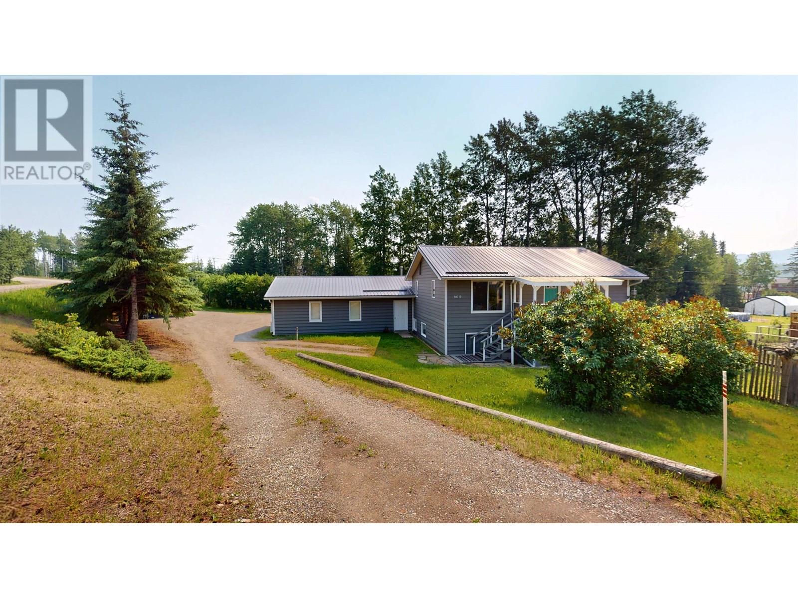 Photo 3 of 10719 Dr Greene Street, Hudsons Hope BC