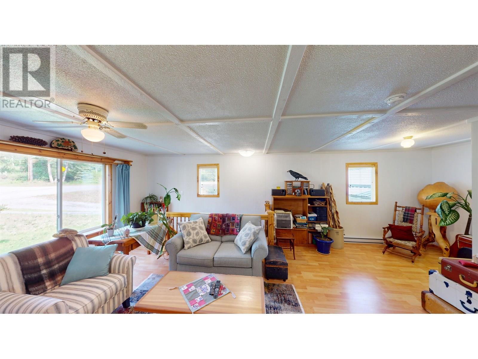 Photo 13 of 10719 Dr Greene Street, Hudsons Hope BC