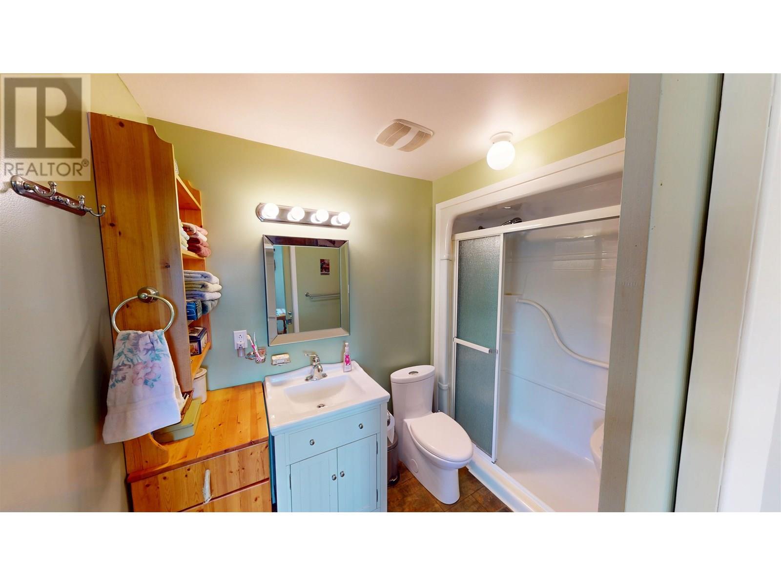 Photo 18 of 10719 Dr Greene Street, Hudsons Hope BC