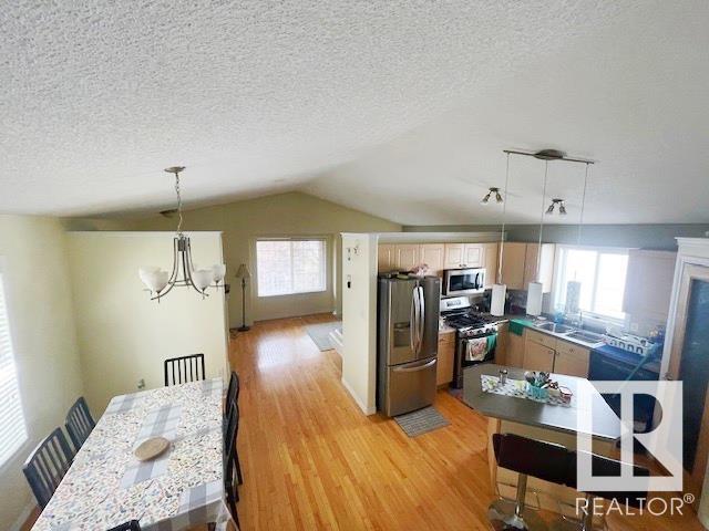 Photo 3 of 613 83 St Sw, Edmonton AB