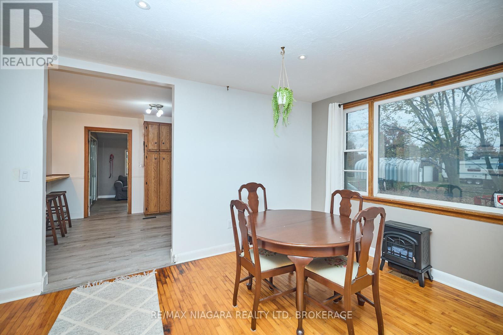 Photo 12 of 40252 Forks Road, Wainfleet ON