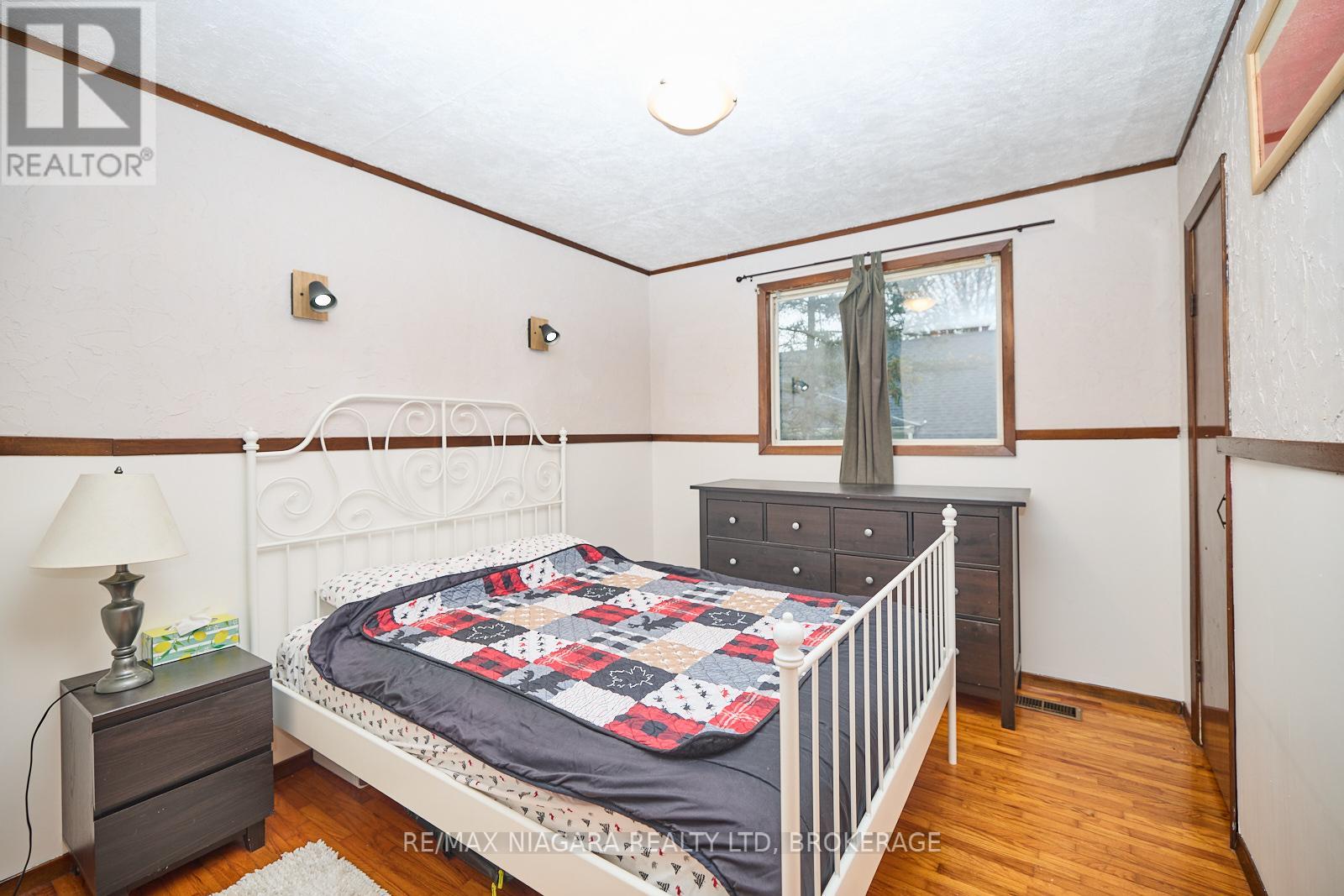 Photo 20 of 40252 Forks Road, Wainfleet ON