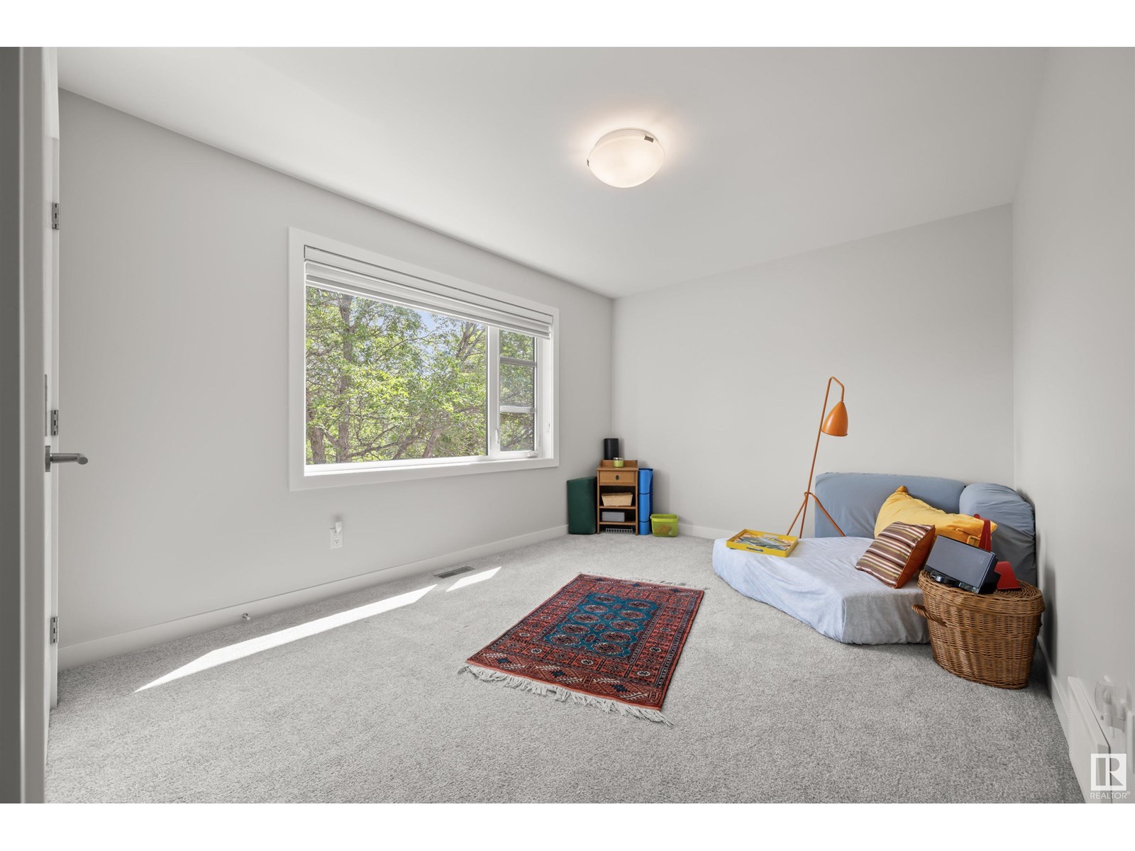 Photo 33 of 9803 74 Av Nw, Edmonton AB