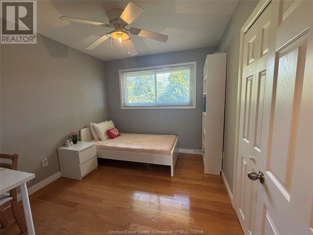 Photo 7 of 3880 Woodward, Windsor ON