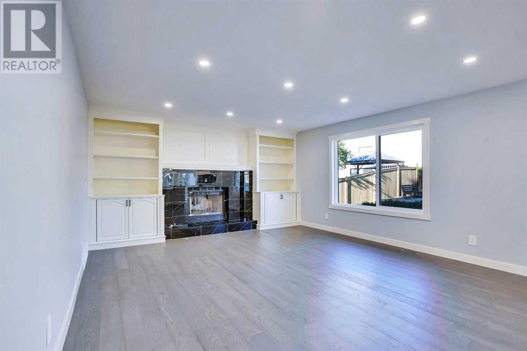 Single Family House for Sale in  Woodbriar Circle SW Woodbine Calgary 