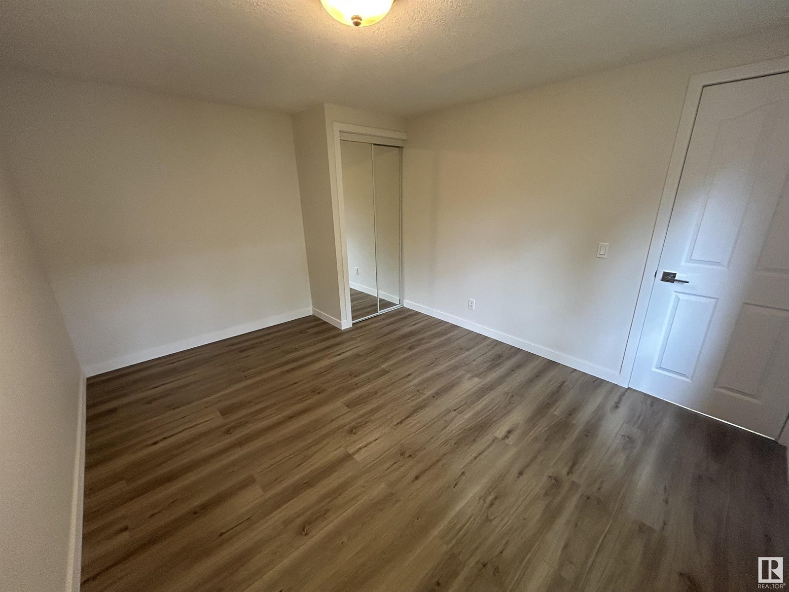 Photo 10 of 714 West Ridge Pl Nw, Edmonton AB
