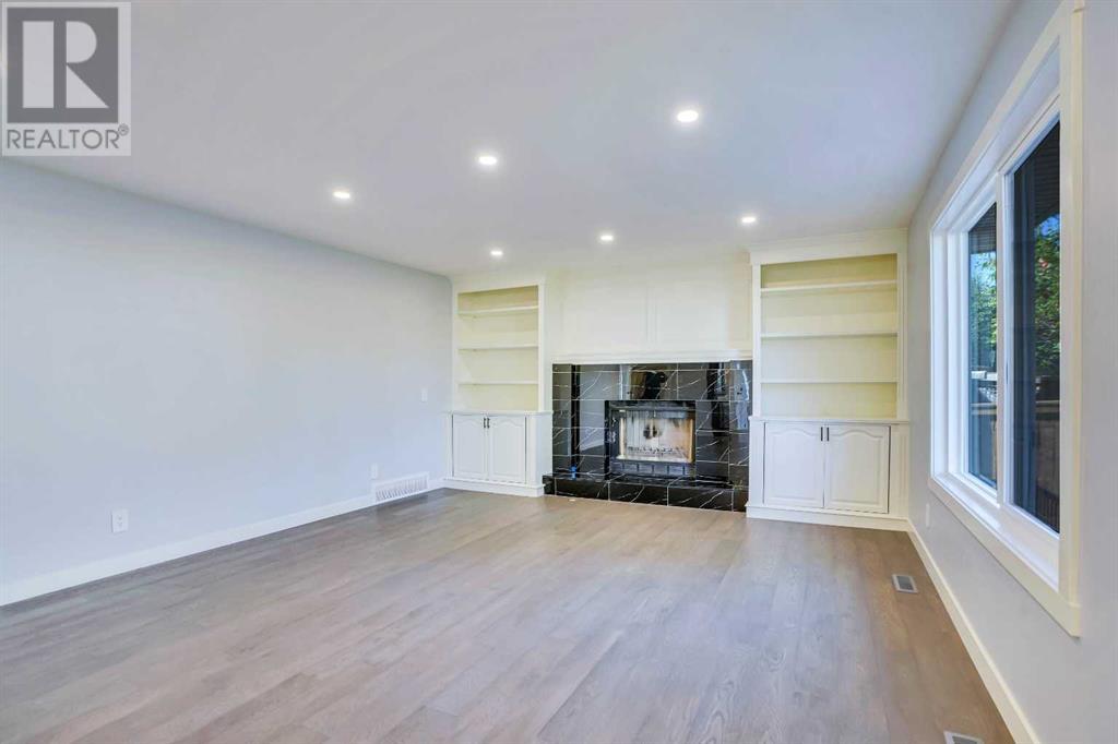Single Family House for Sale in  Woodbriar Circle SW Woodbine Calgary 