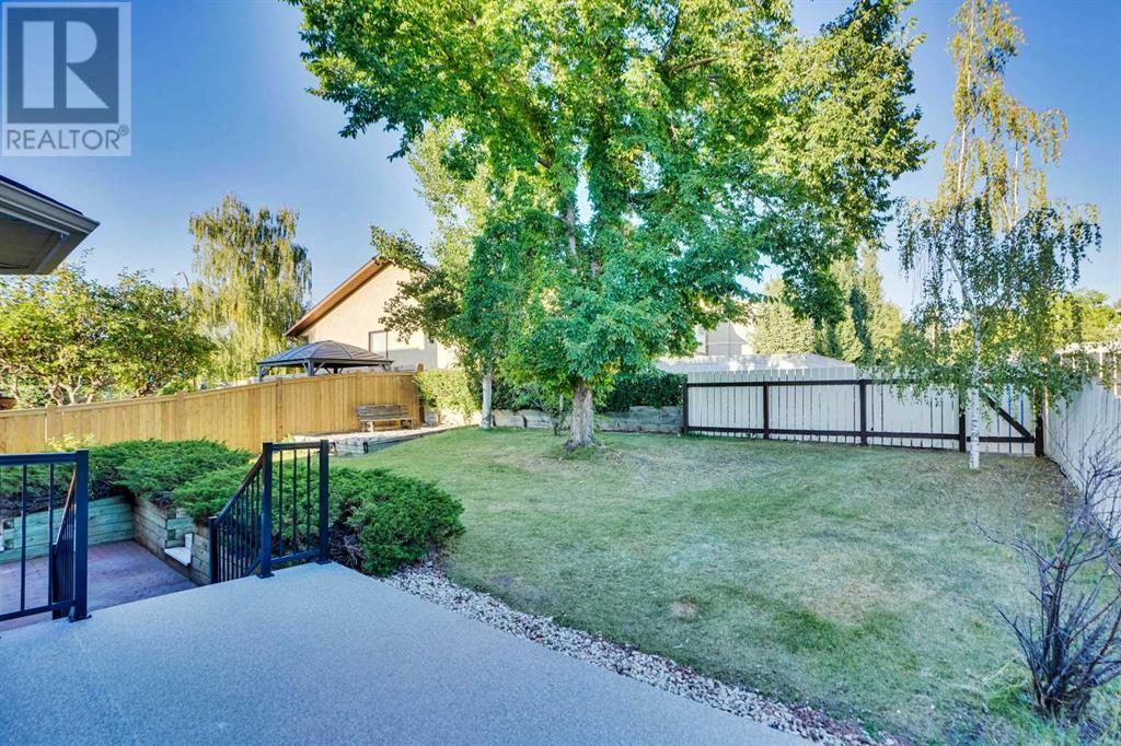 Single Family House for Sale in  Woodbriar Circle SW Woodbine Calgary 