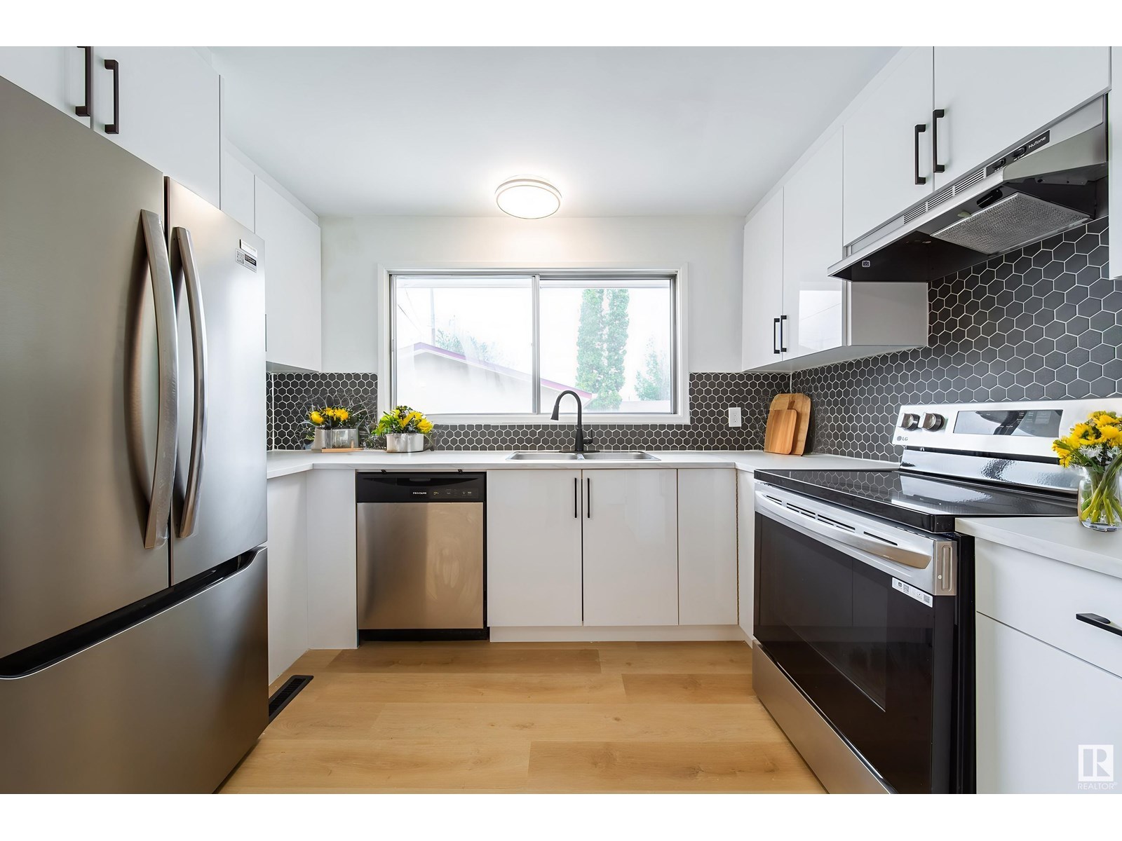 Photo 6 of 6708 132 Av Nw, Edmonton AB