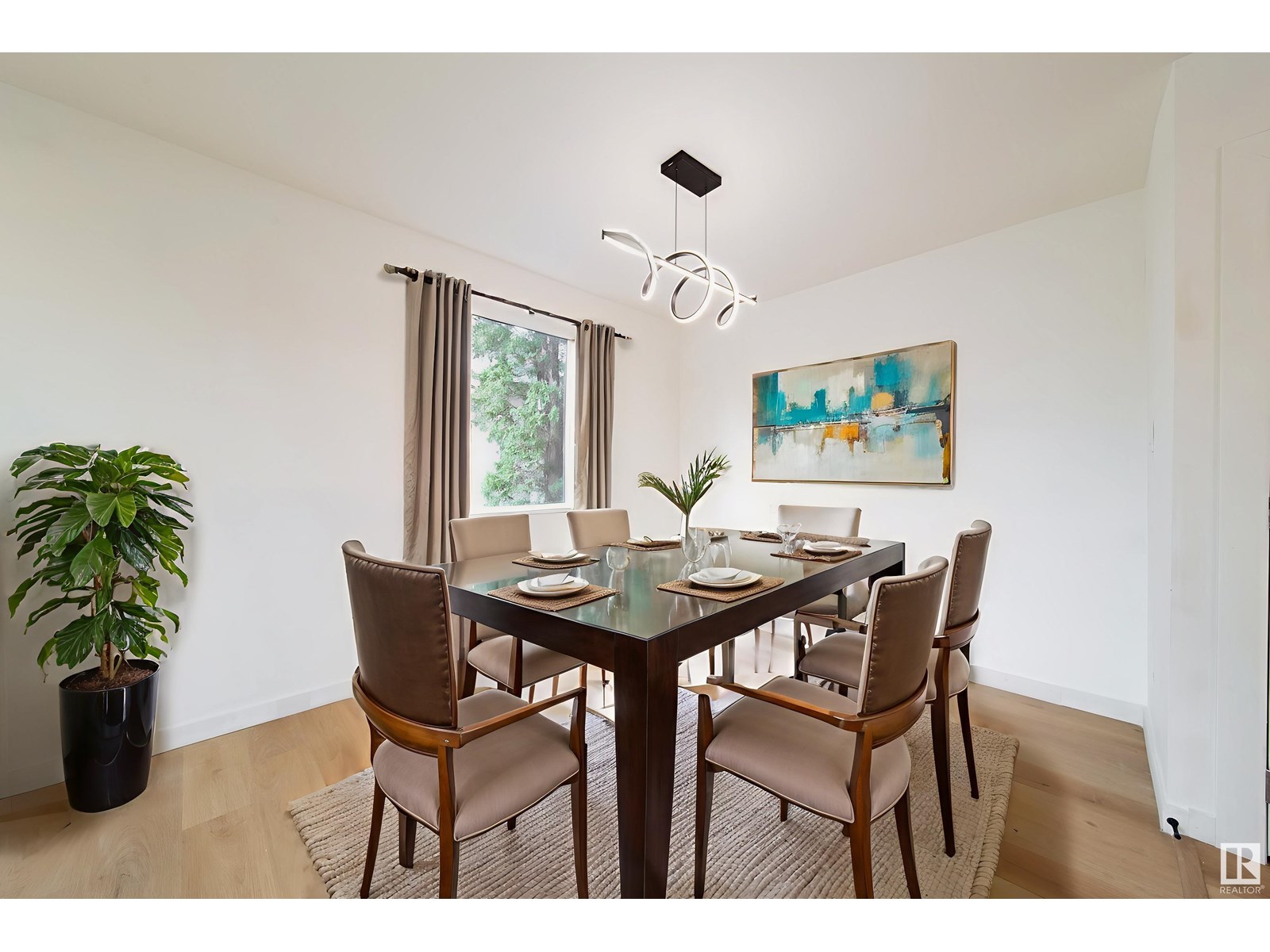 Photo 7 of 6708 132 Av Nw, Edmonton AB