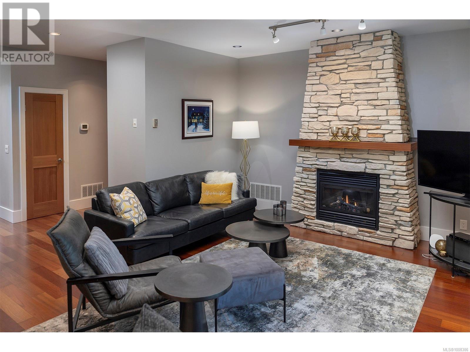 1267 Oceanwood Lane, Saanich