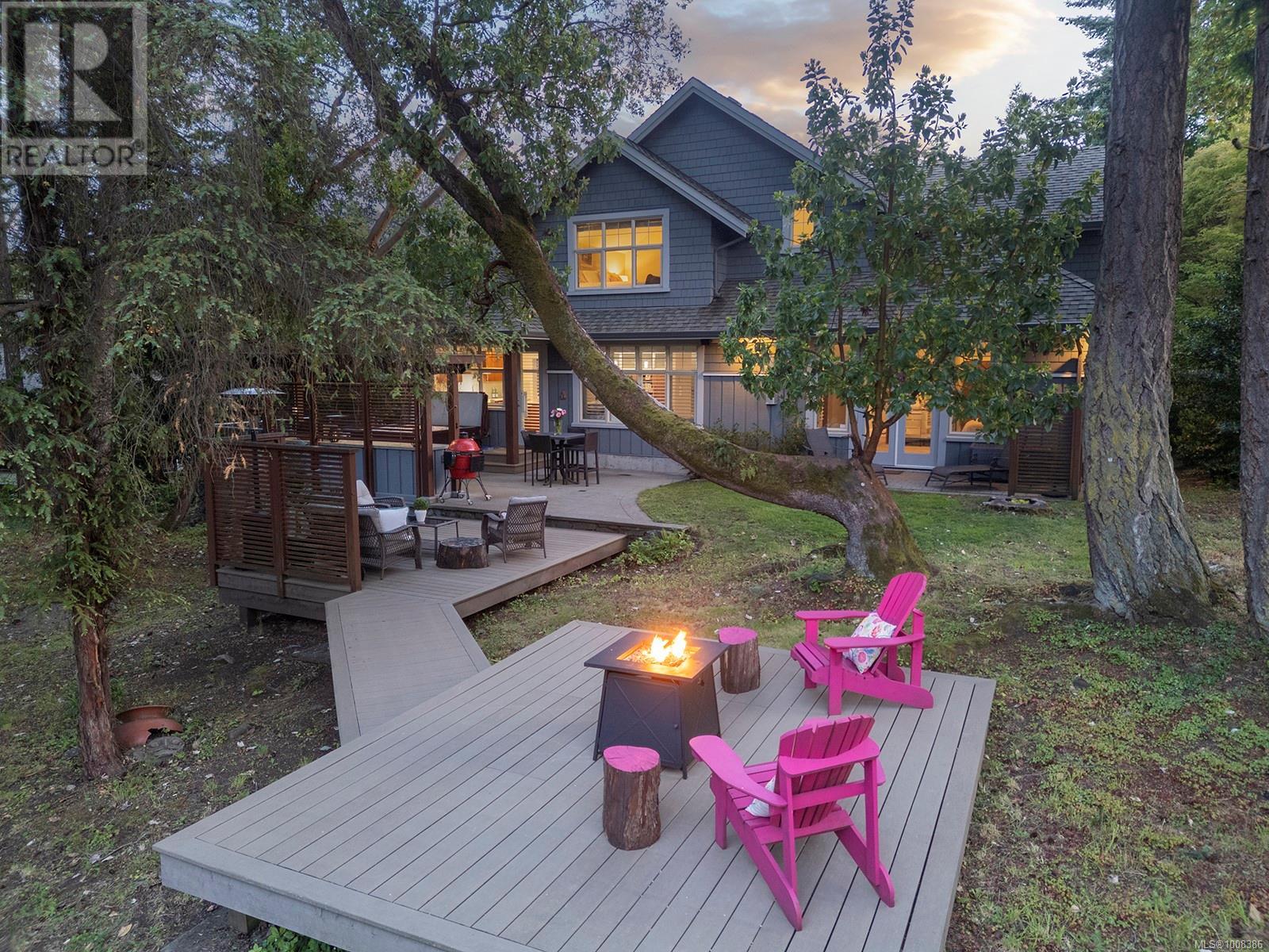1267 Oceanwood Lane, Saanich