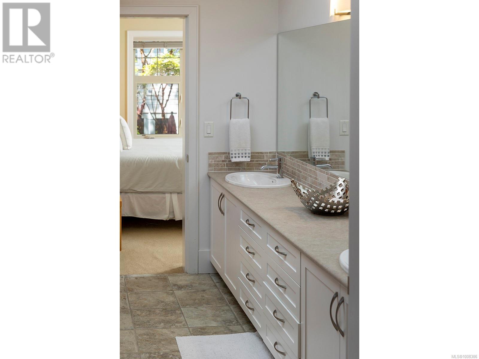 1267 Oceanwood Lane, Saanich