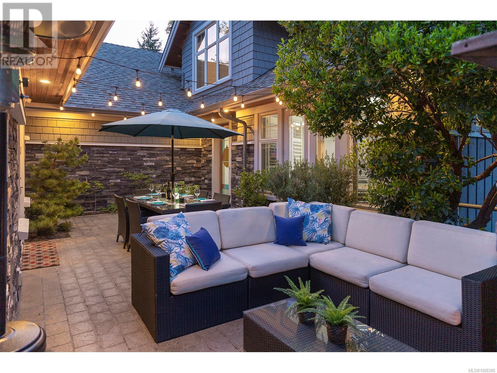 1267 Oceanwood Lane, Saanich