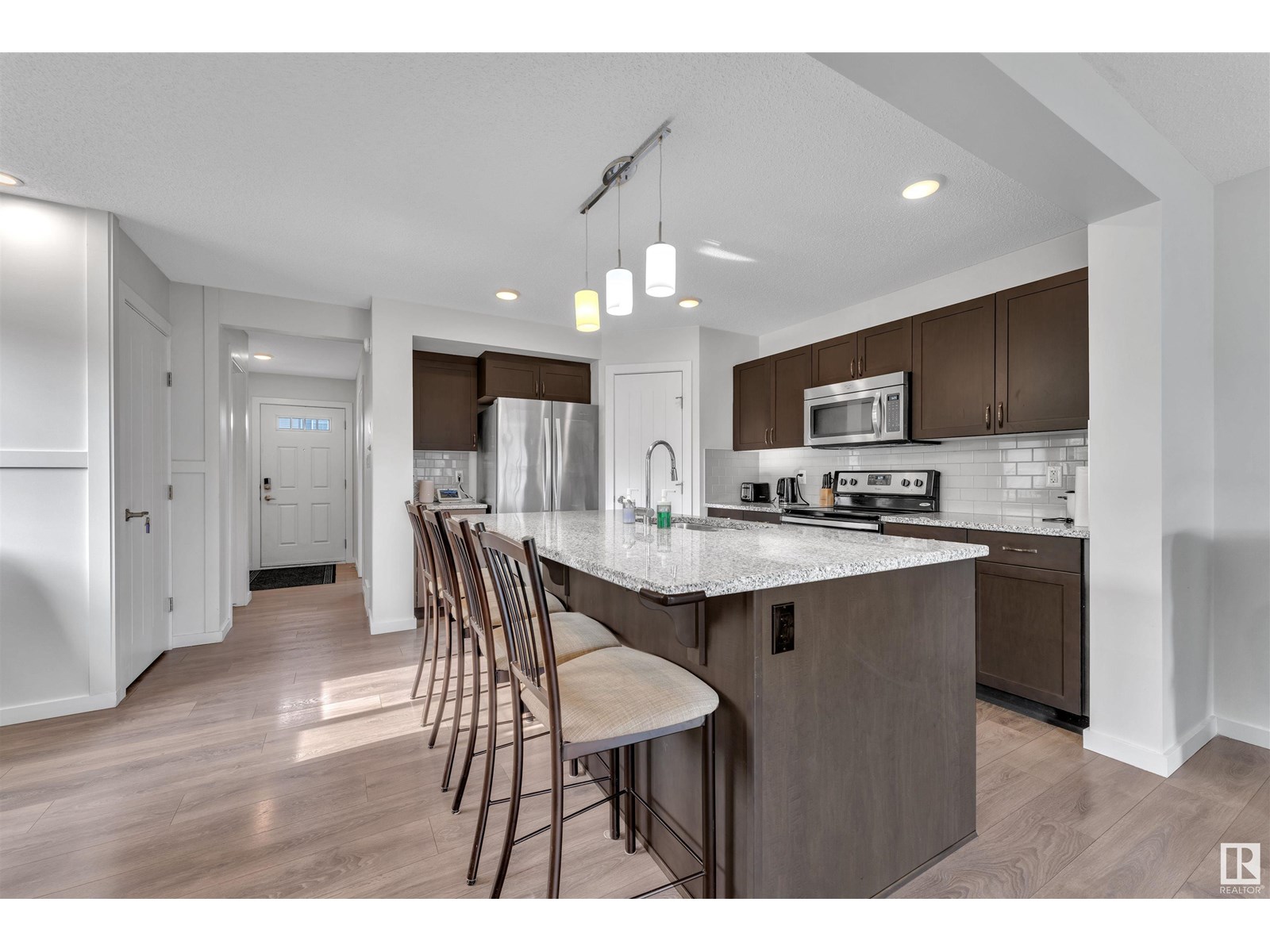 Photo 6 of 16035 12 Av Sw, Edmonton AB