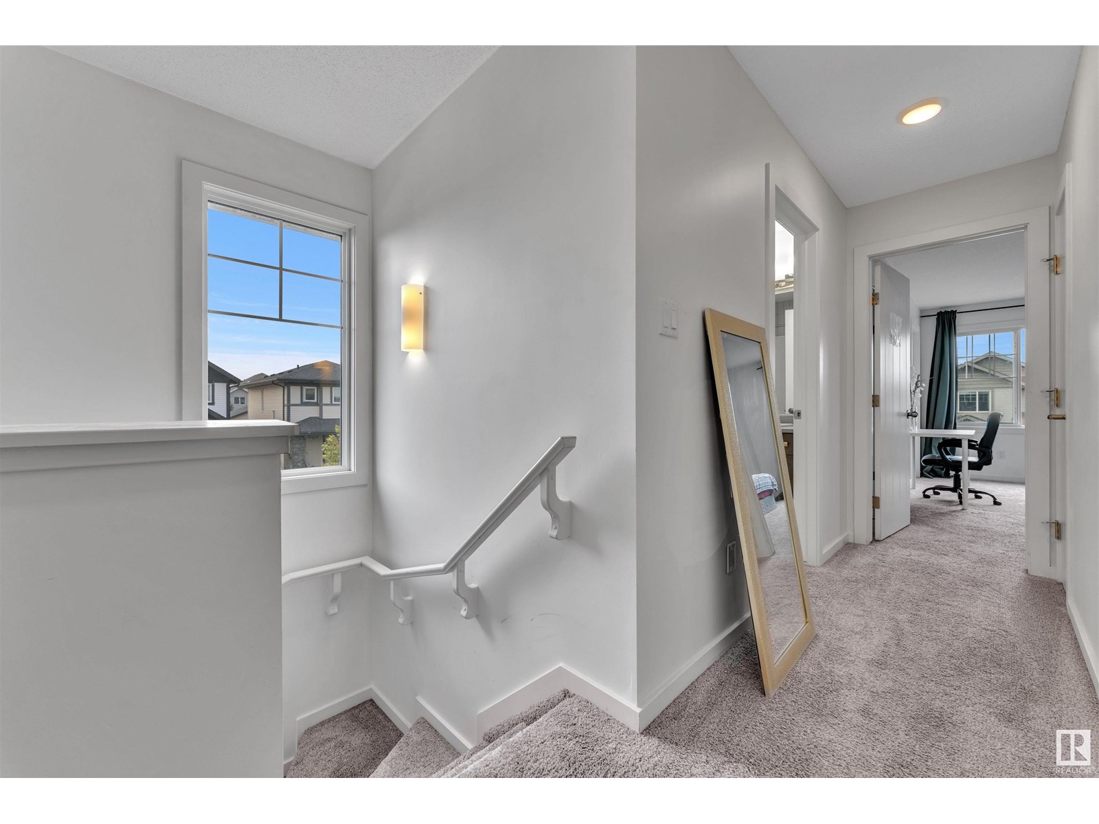 Photo 16 of 16035 12 Av Sw, Edmonton AB