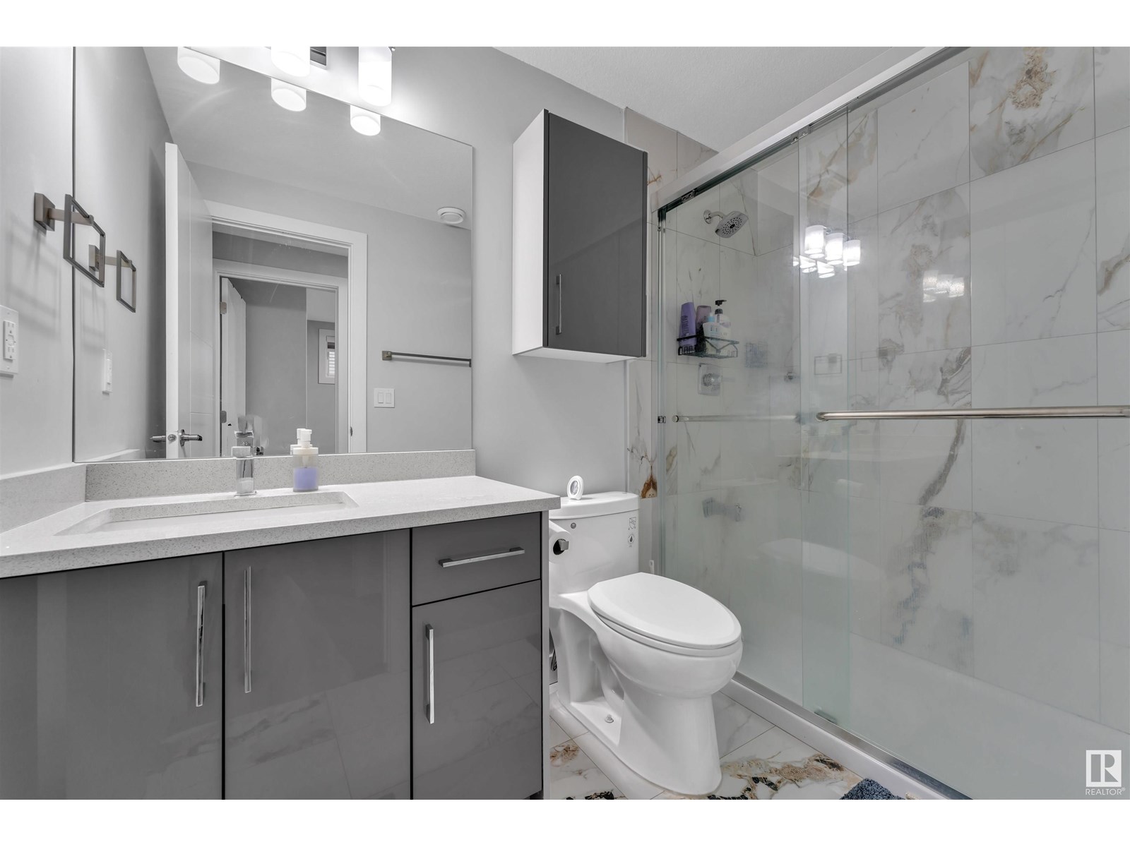 Photo 9 of 16035 12 Av Sw, Edmonton AB