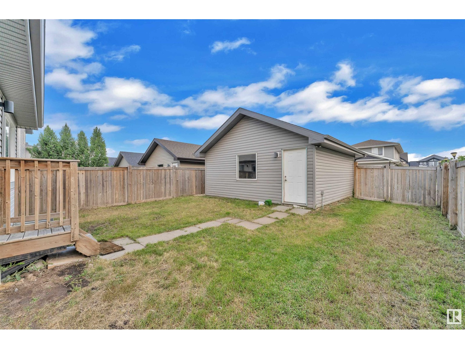 Photo 25 of 16035 12 Av Sw, Edmonton AB
