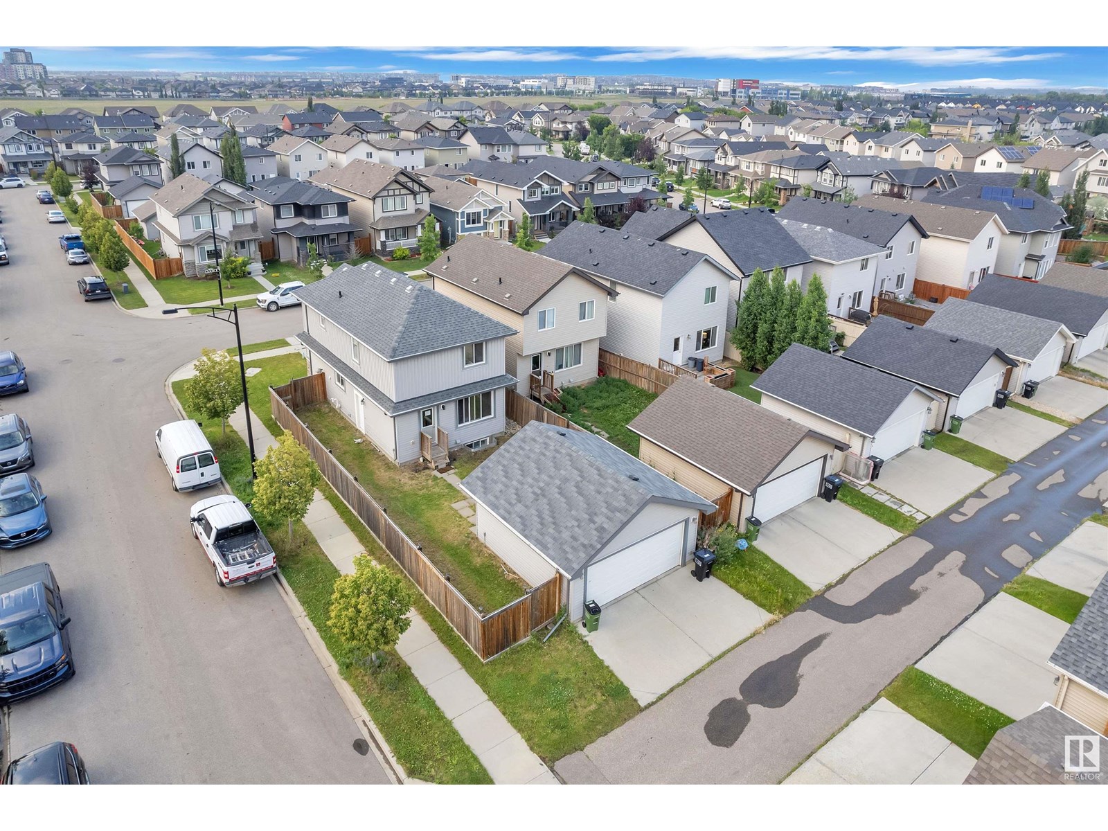 Photo 19 of 16035 12 Av Sw, Edmonton AB