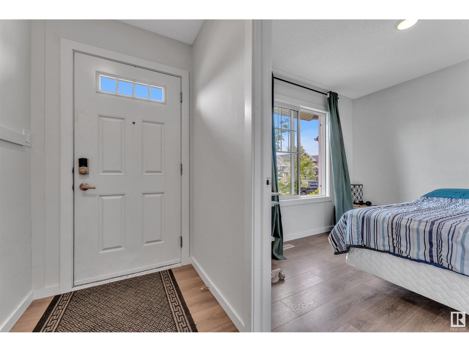 Photo 29 of 16035 12 Av Sw, Edmonton AB