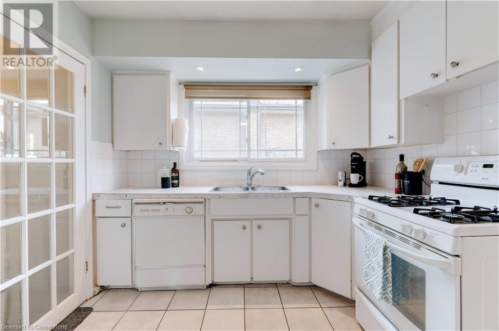 Photo 37 of 224 Glenholme Avenue, Stoney Creek ON