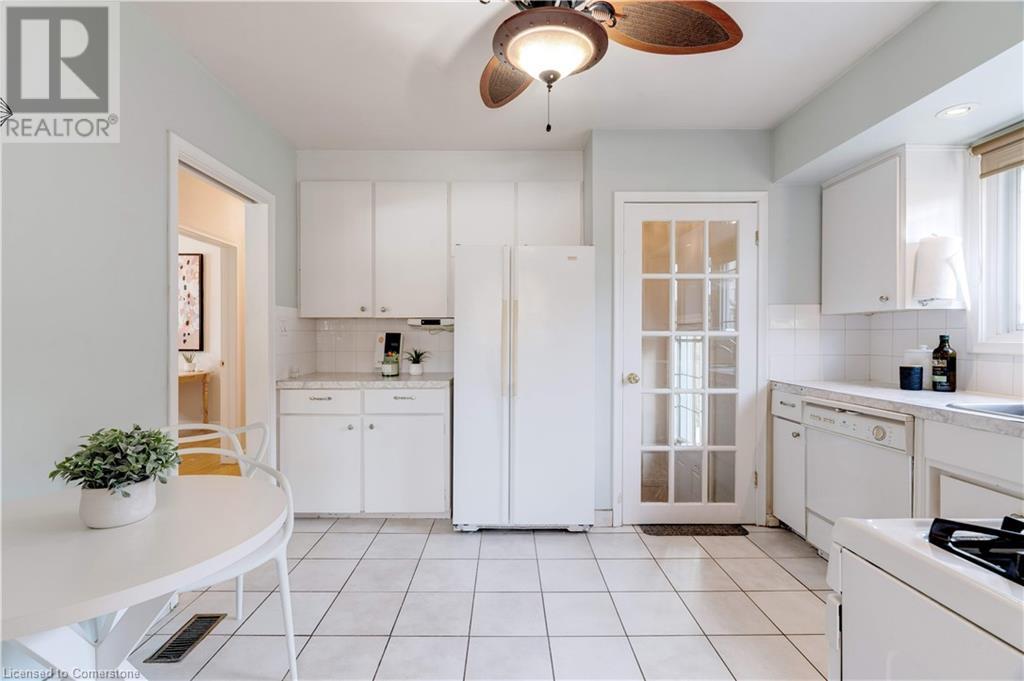 Photo 32 of 224 Glenholme Avenue, Stoney Creek ON