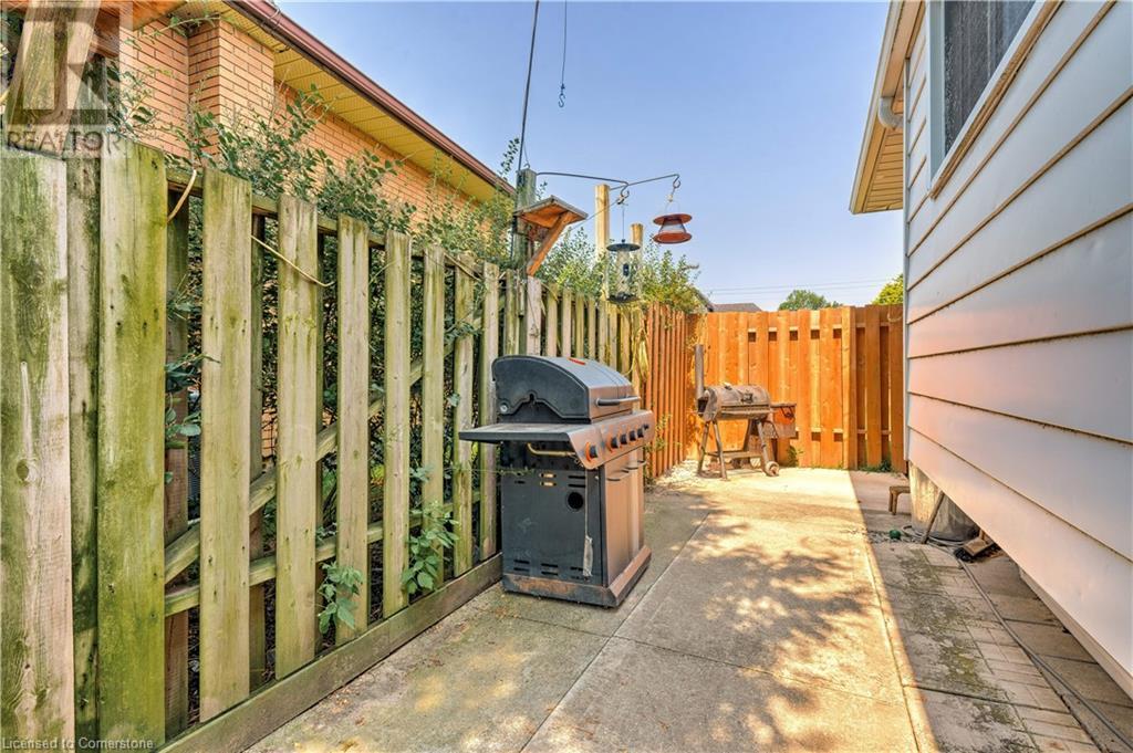 Photo 18 of 224 Glenholme Avenue, Stoney Creek ON