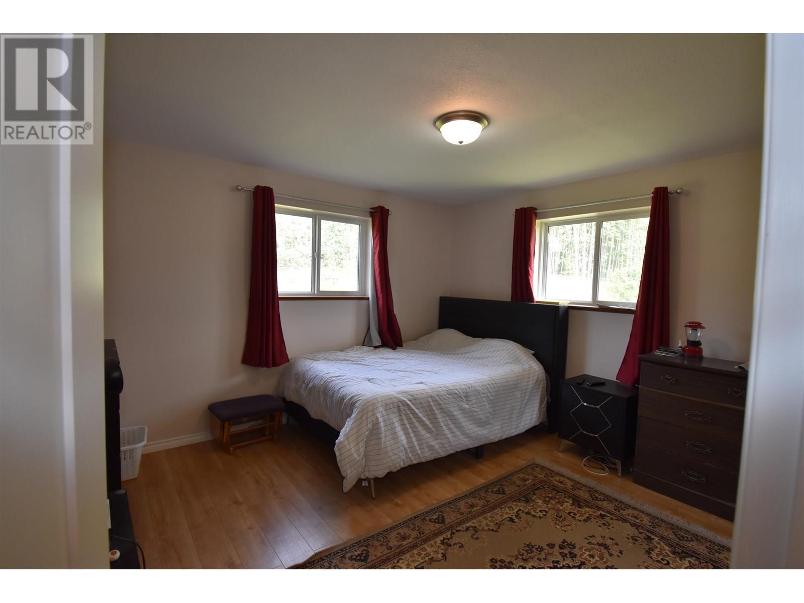 4815 STRATHERN ROAD, Hazelton