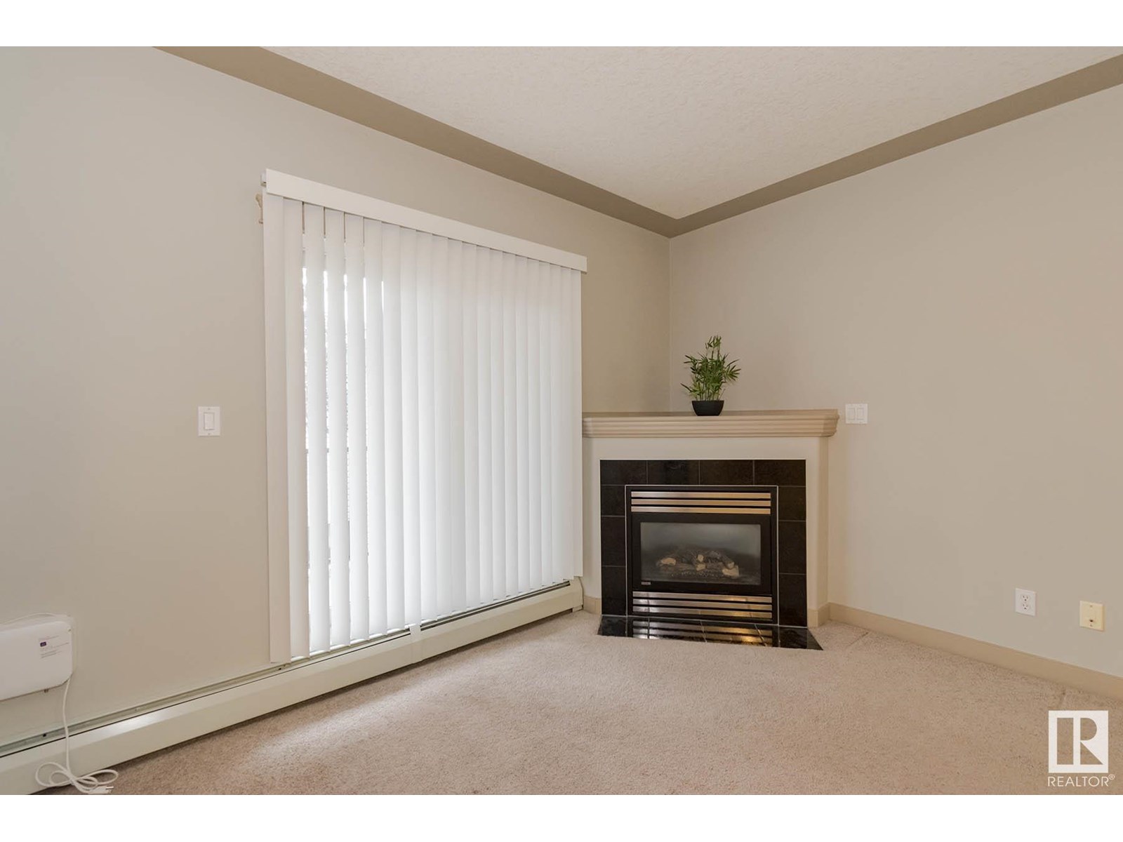 Photo 11 of 205 4415 48 St, Leduc AB