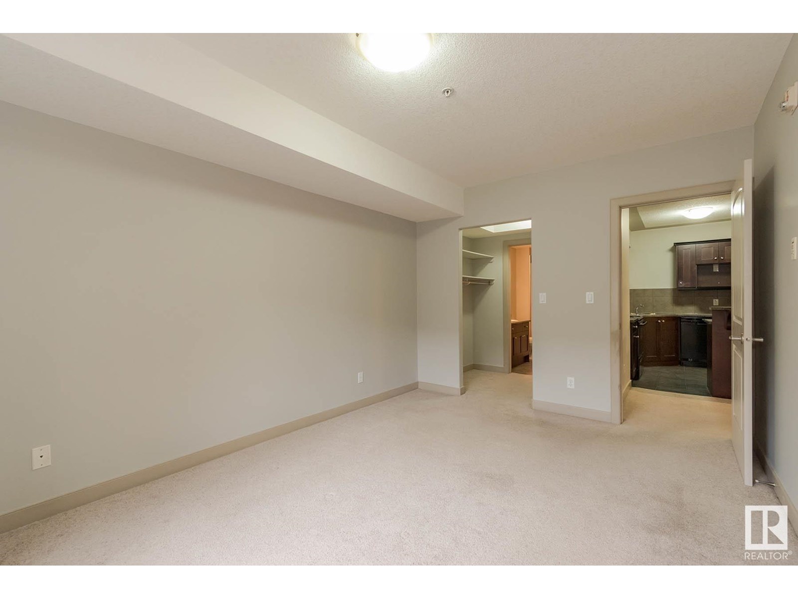 Photo 16 of 205 4415 48 St, Leduc AB