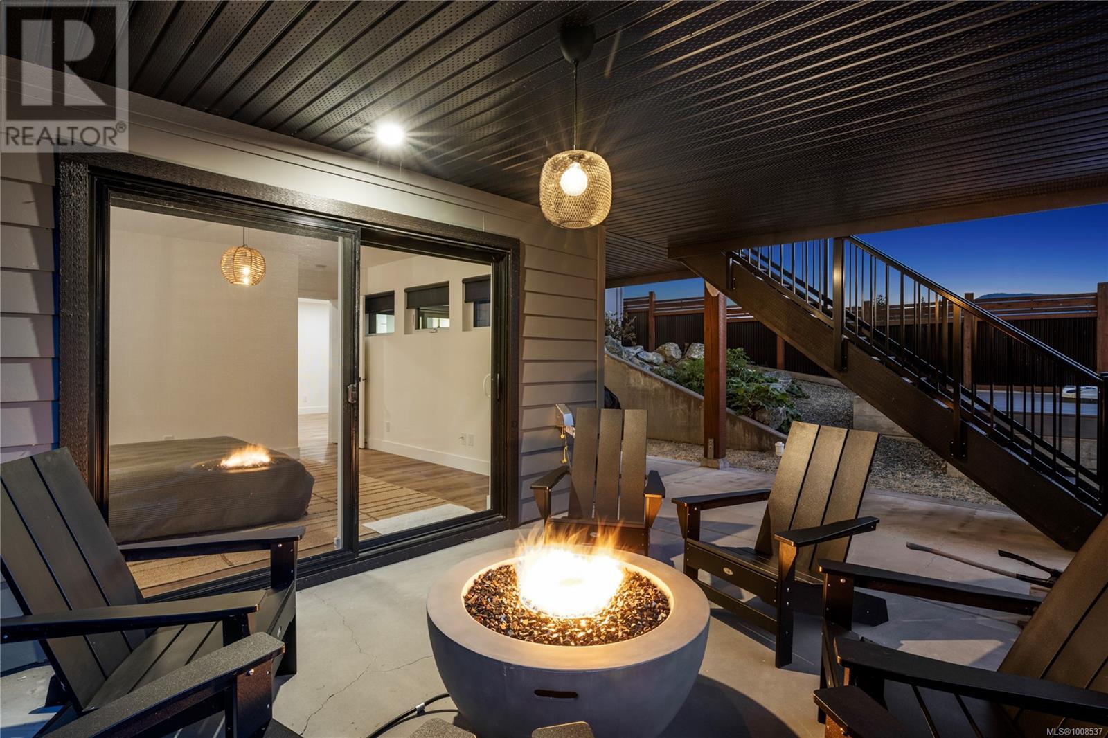 9389 Lakefront Rise, Lake Cowichan