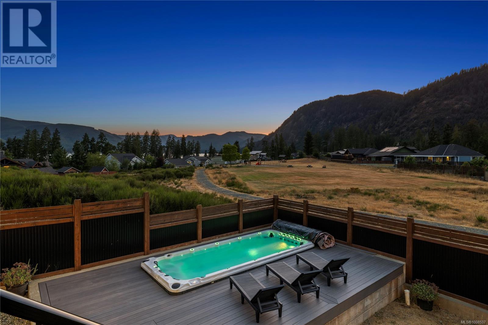 9389 Lakefront Rise, Lake Cowichan