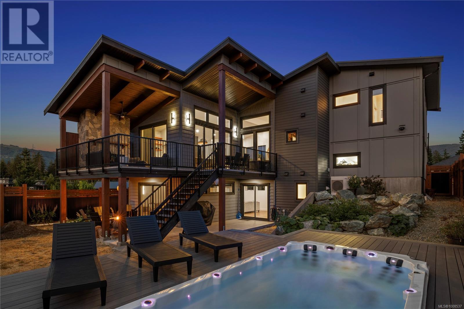 9389 Lakefront Rise, Lake Cowichan