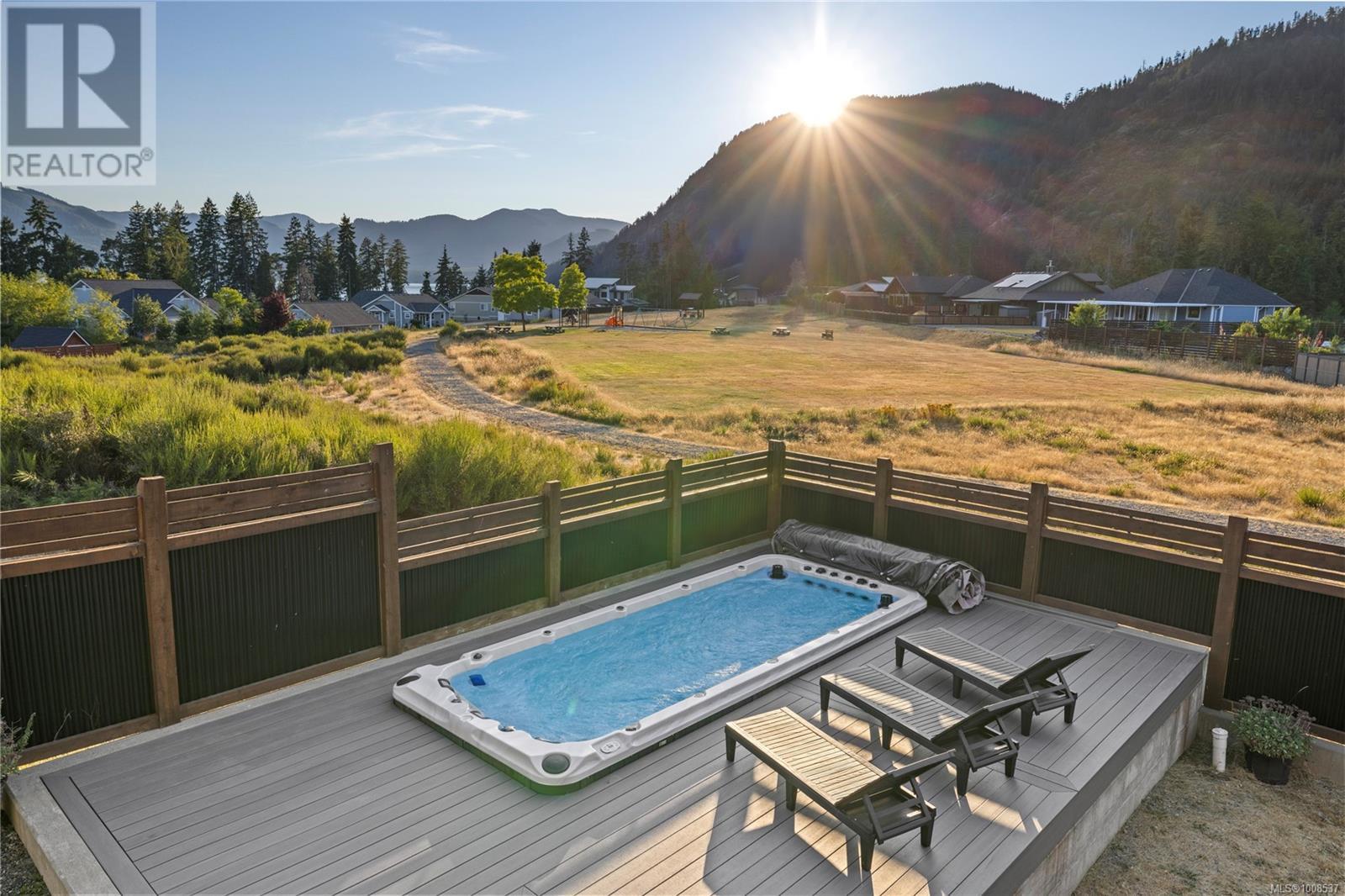 9389 Lakefront Rise, Lake Cowichan