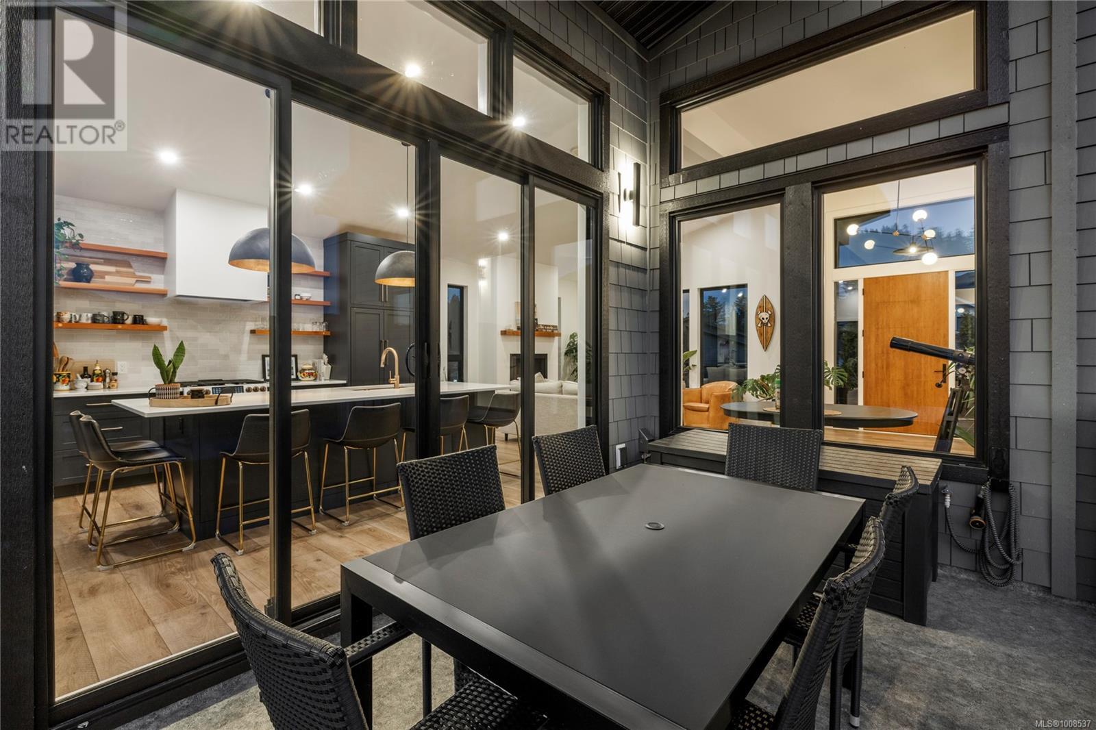9389 Lakefront Rise, Lake Cowichan