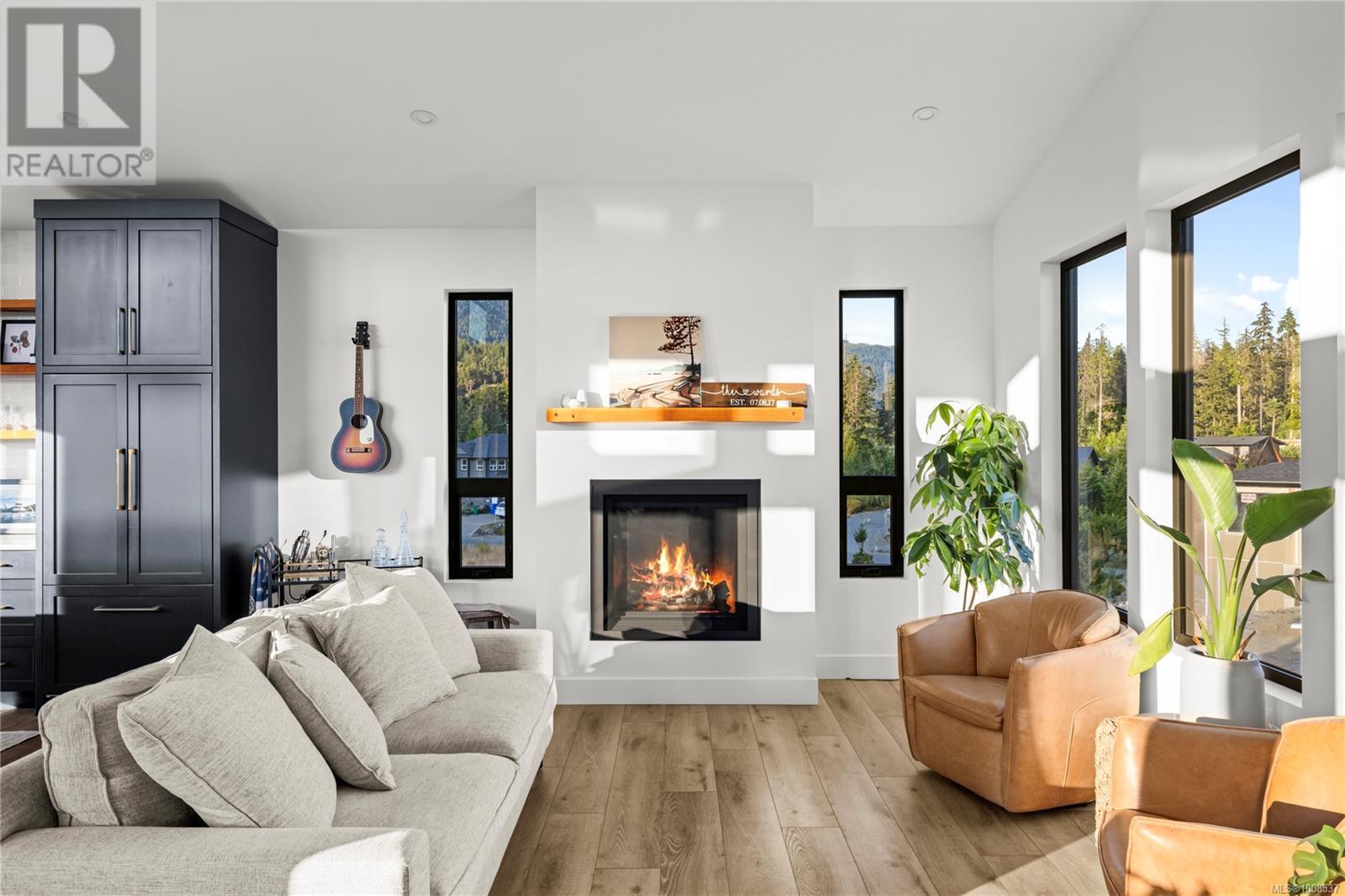9389 Lakefront Rise, Lake Cowichan