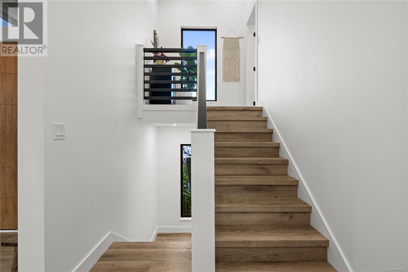9389 Lakefront Rise, Lake Cowichan