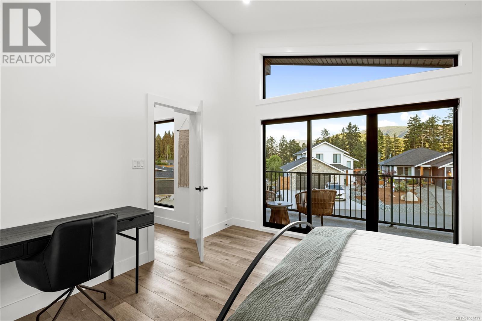 9389 Lakefront Rise, Lake Cowichan